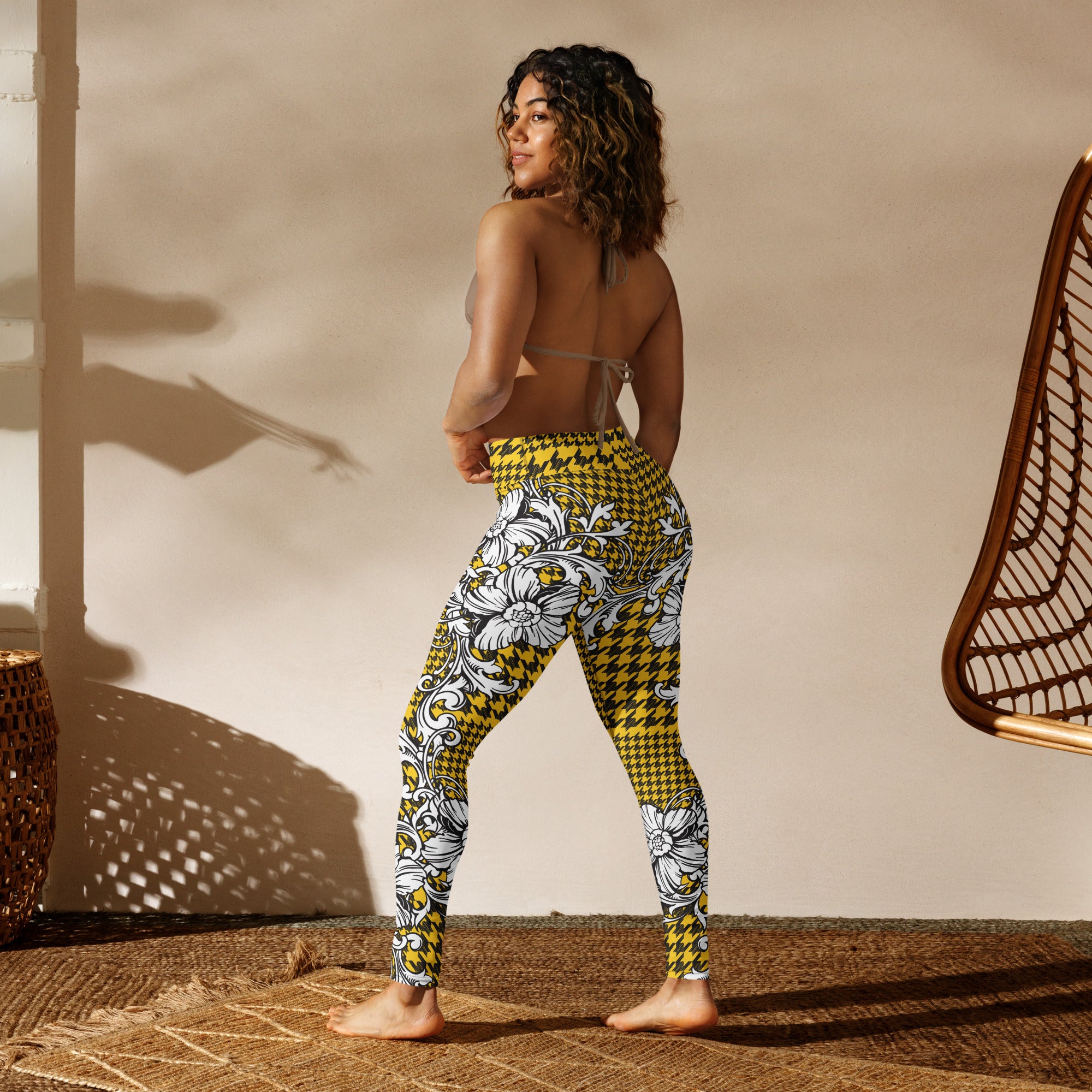 Retro Floral Pattern Yoga Leggings